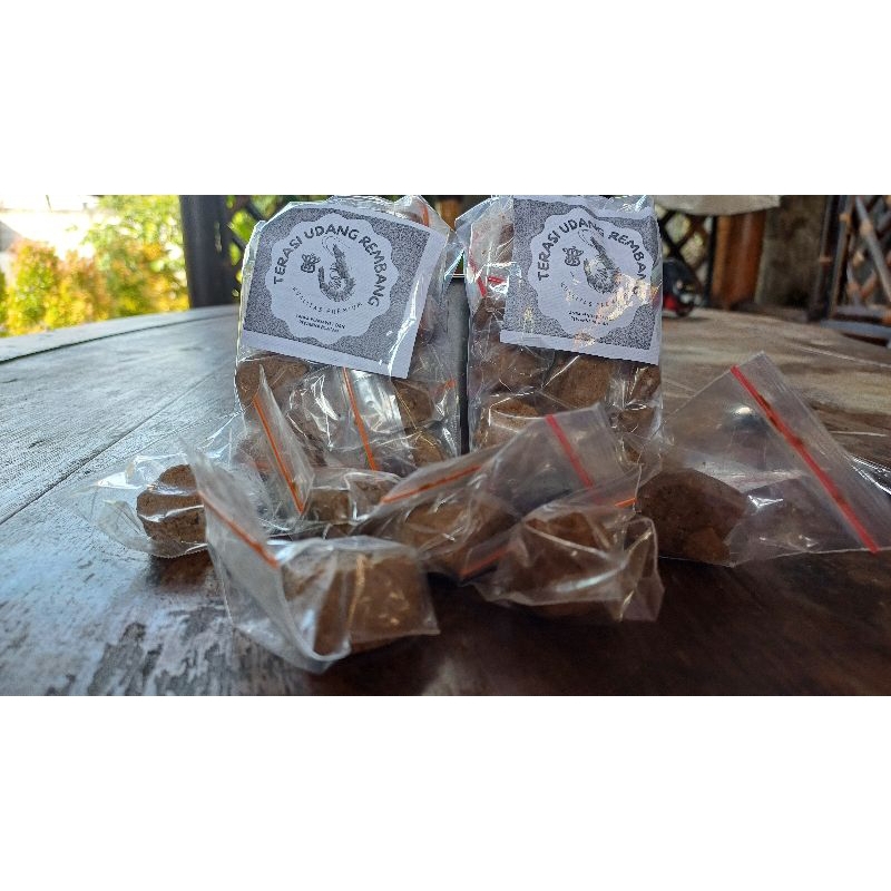 

Terasi Udang Rembaang Isi 10 potong