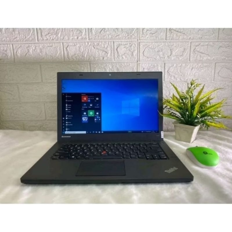 Laptop Intel Core i7 ram 16Gb ssd 256Gb HDD 500Gb termurah