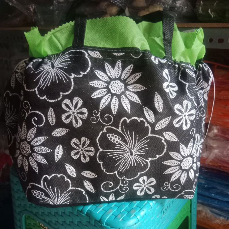 

tas berkat tas hajatan kotak nasi 22 22 campur isi 12 pcs