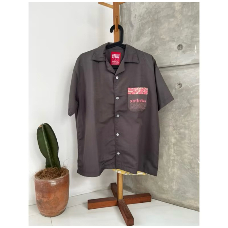 Preloved Kemeja Artist Attire