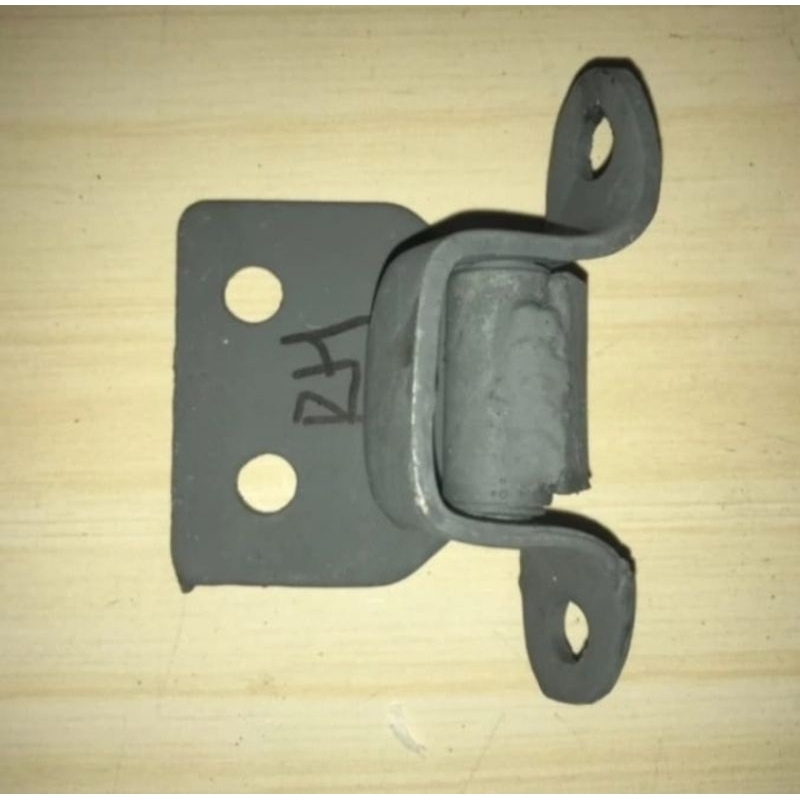 Engsel pintu atas kijang super,grand,Rover , kanan