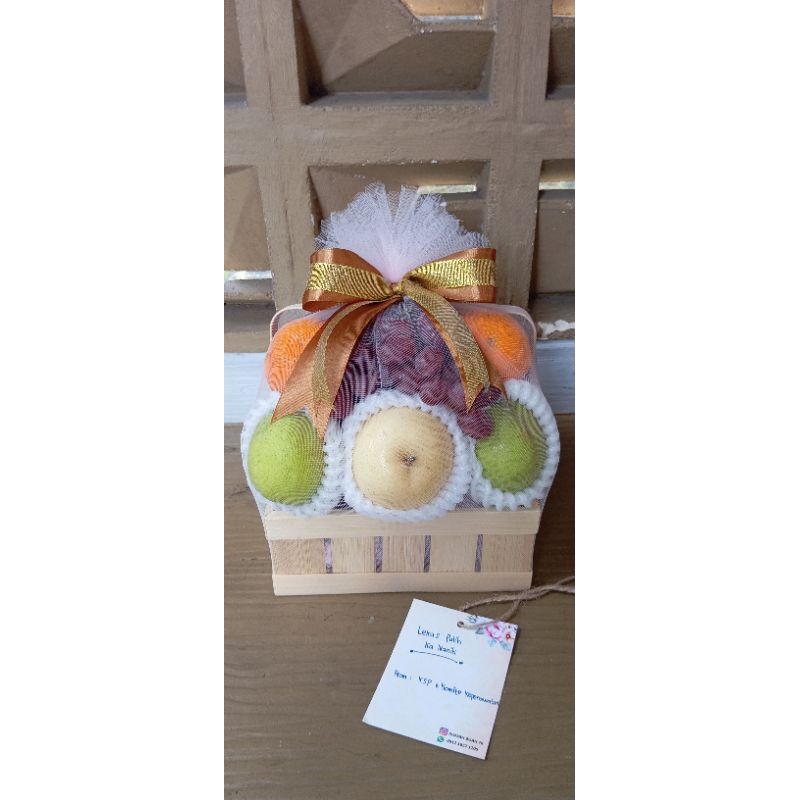 

Parcel buah