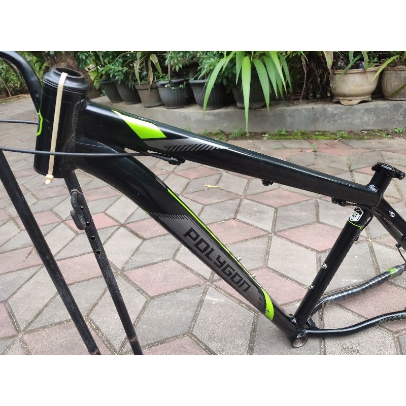 sepeda rangka frame alloy 27.5 polygon premier 4 bukan xtrada siskiu