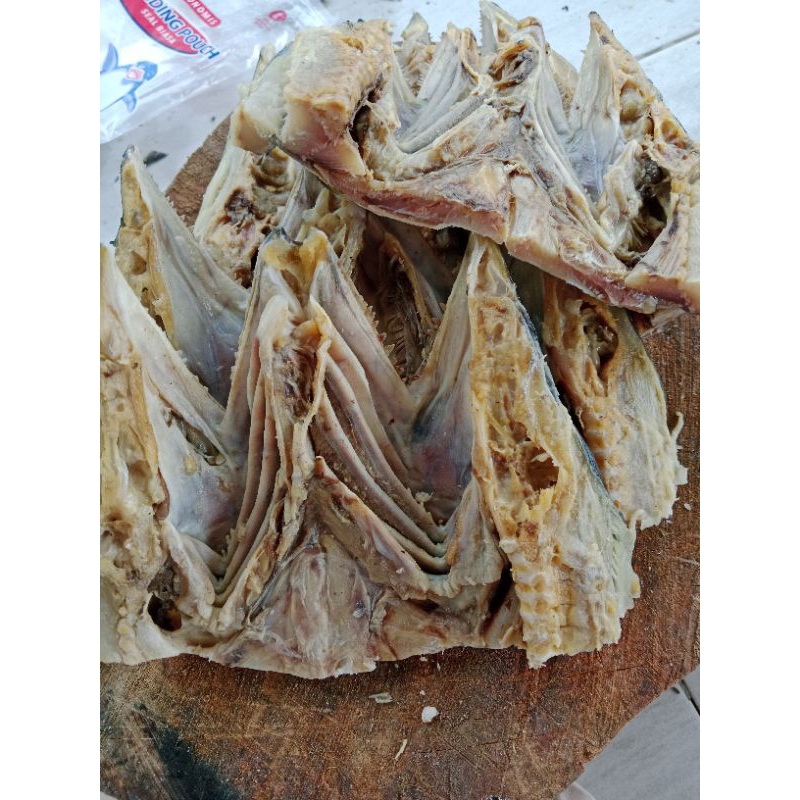 

kepala tenggiri/ikan asin