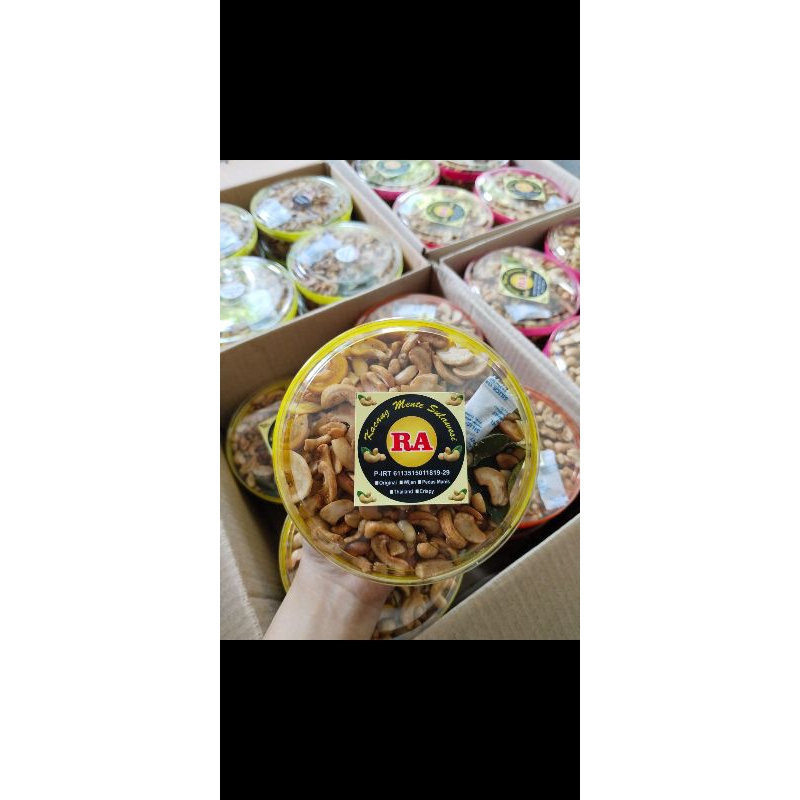 

kacang mede mente sulawesi