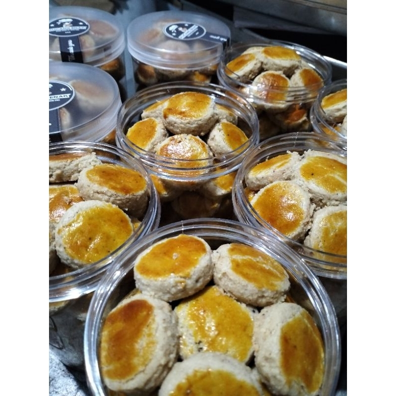 

KUE KACANG ENAK ,ukuran toples 800ml