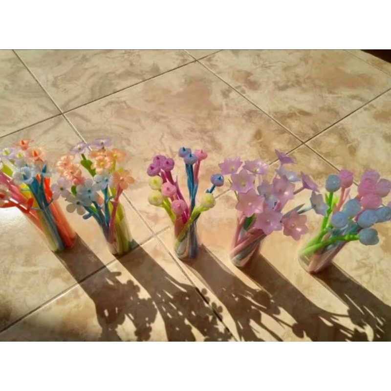 

1 Lusin Pulpen Gel Bunga Tangkai