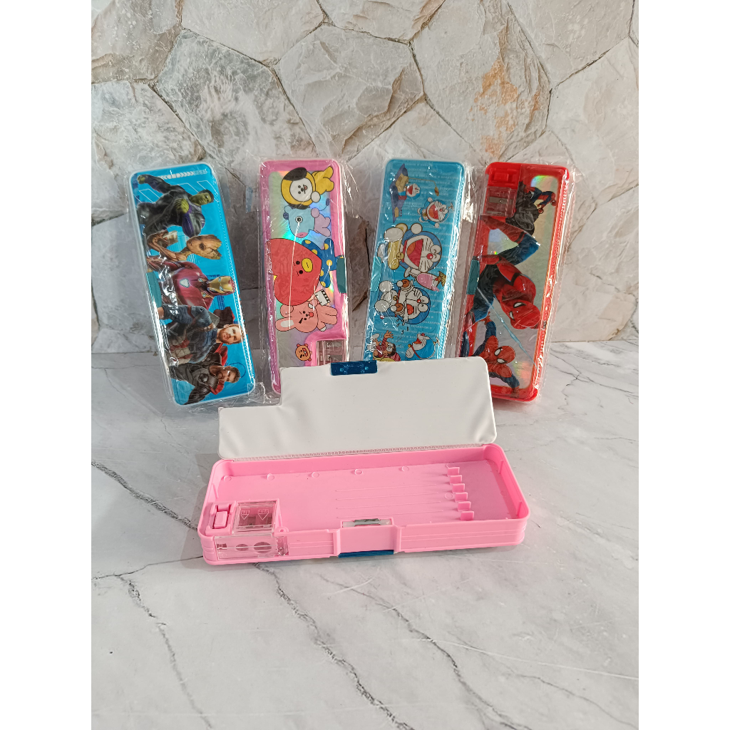 

Kotak Pensil Tempat Pensil Magnet Karakter Animasi Lucu