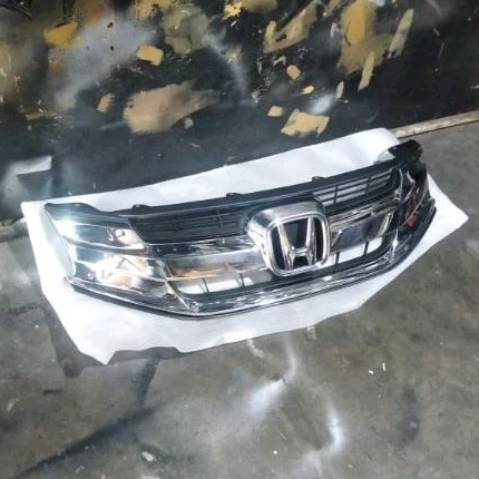 Grill Honda Mobilio E 2014-2017 Original