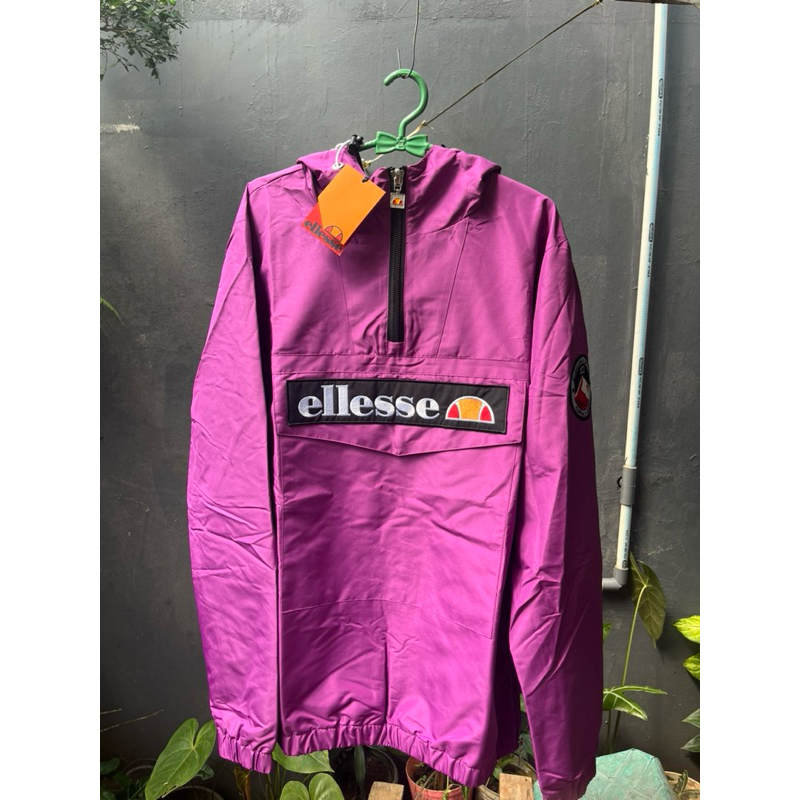 Ellesse mont 2