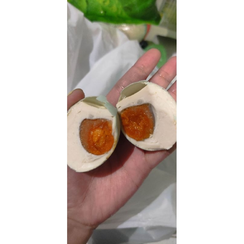 

telur asin asli telur bebek masirr. PO baca deskripsi