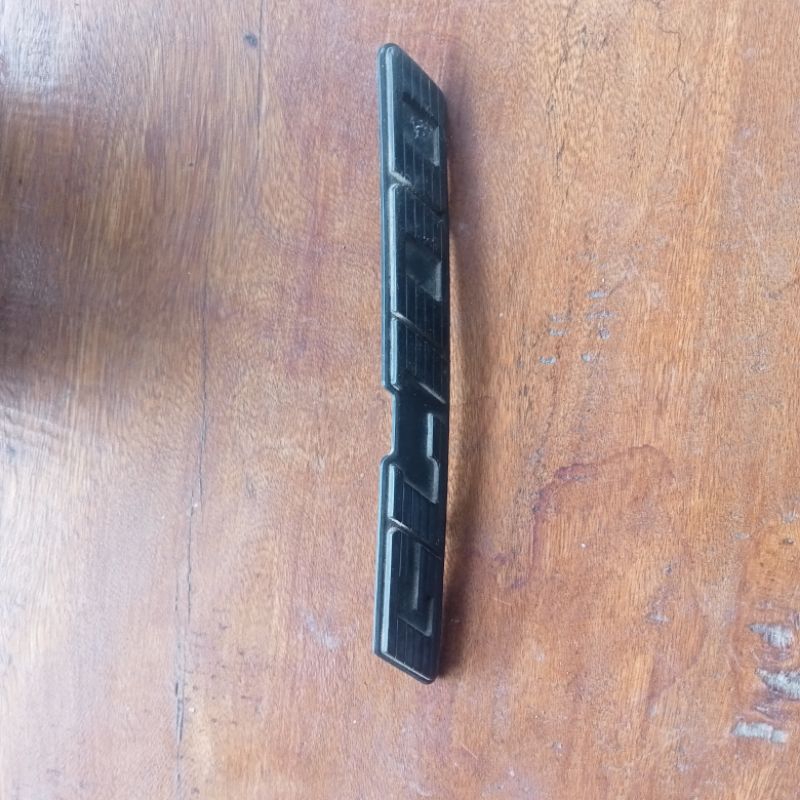 Emblem tutup aki GL 100 ori