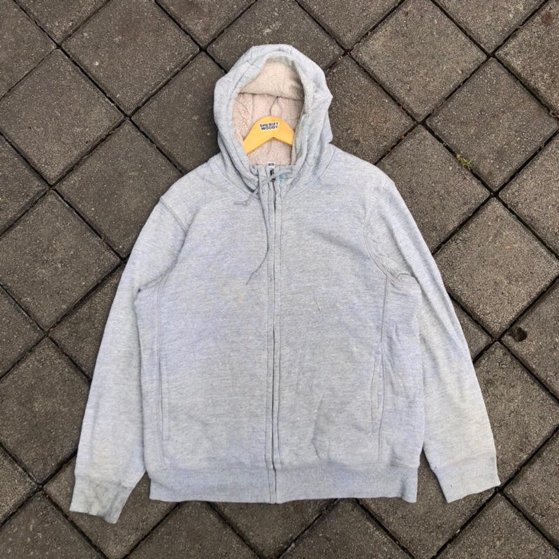 zh Uniqlo sherpa second bekas not stussy