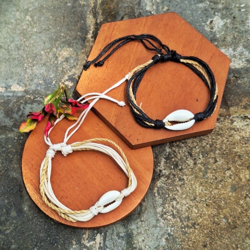 CRAFTDEWATA Gelang Couple Plain Seashell Tumpuk Lucu Gelang Kerang Buat Couplean Khas Bali