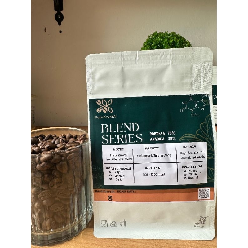 

Kopi KawoW Blend Series Robusta Arabica 100 gram