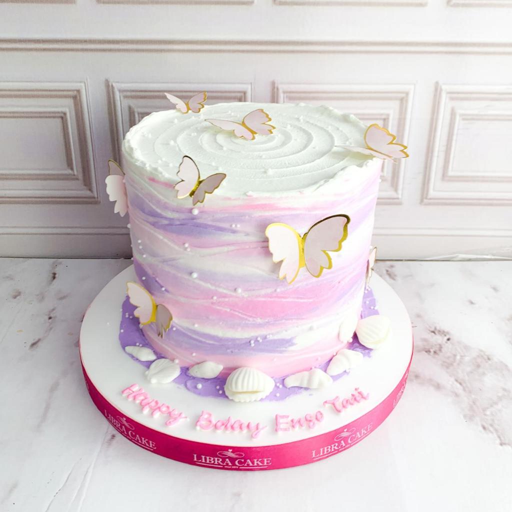 

Kue Ulang Tahun/Birthday cake/Kue ultah tema Kupu-kupu/Kue Birthday Kupu kupu