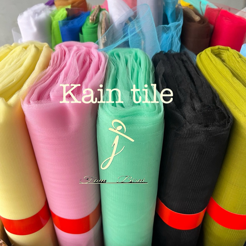 kain tile kaku / kain kasa halus/ tile souvenir hampers