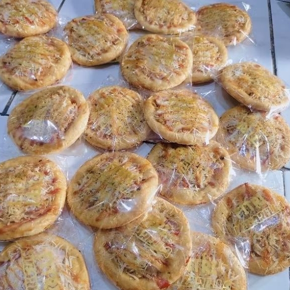 

PIZZA MINI HOME MADE