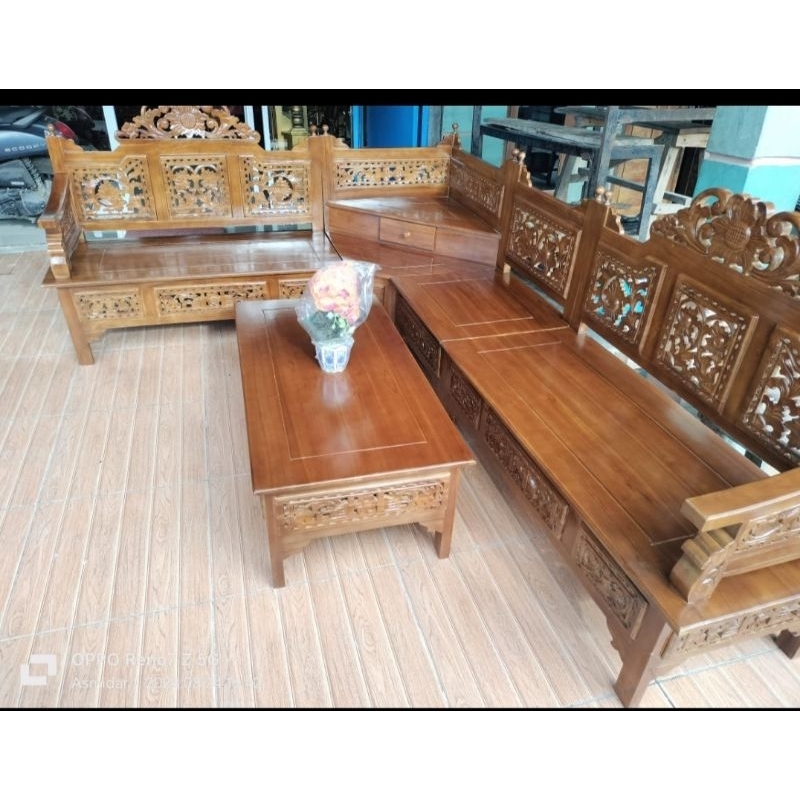 Kursi sudut jati Jepara