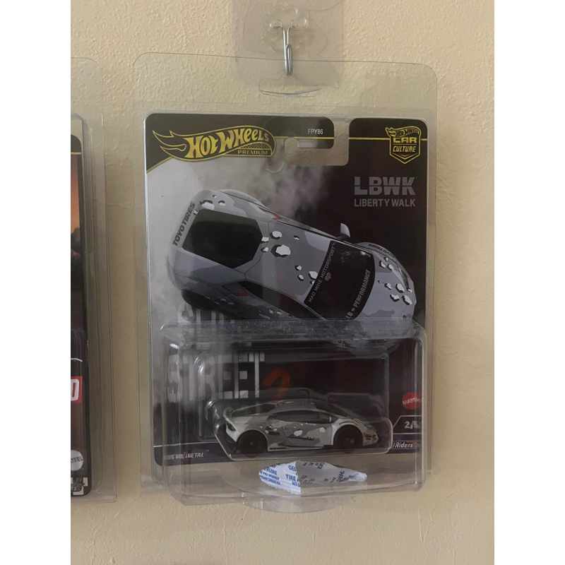 Hot Wheels Premium LBWK Lamborghini