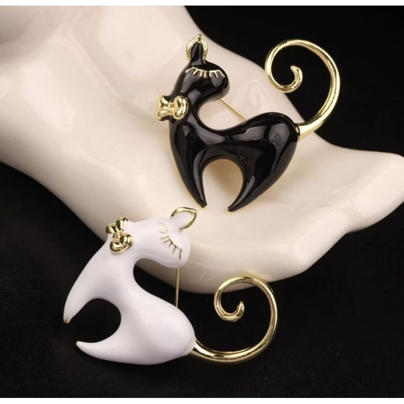 bros peniti kucing ekor emas