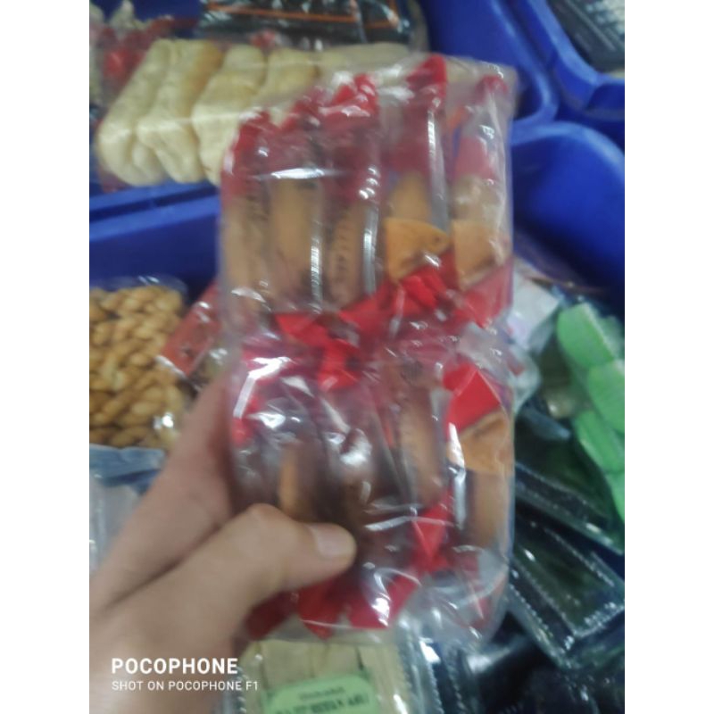 

Yaki Kue Cetak Isi Kacang Ijo 10 Pcs
