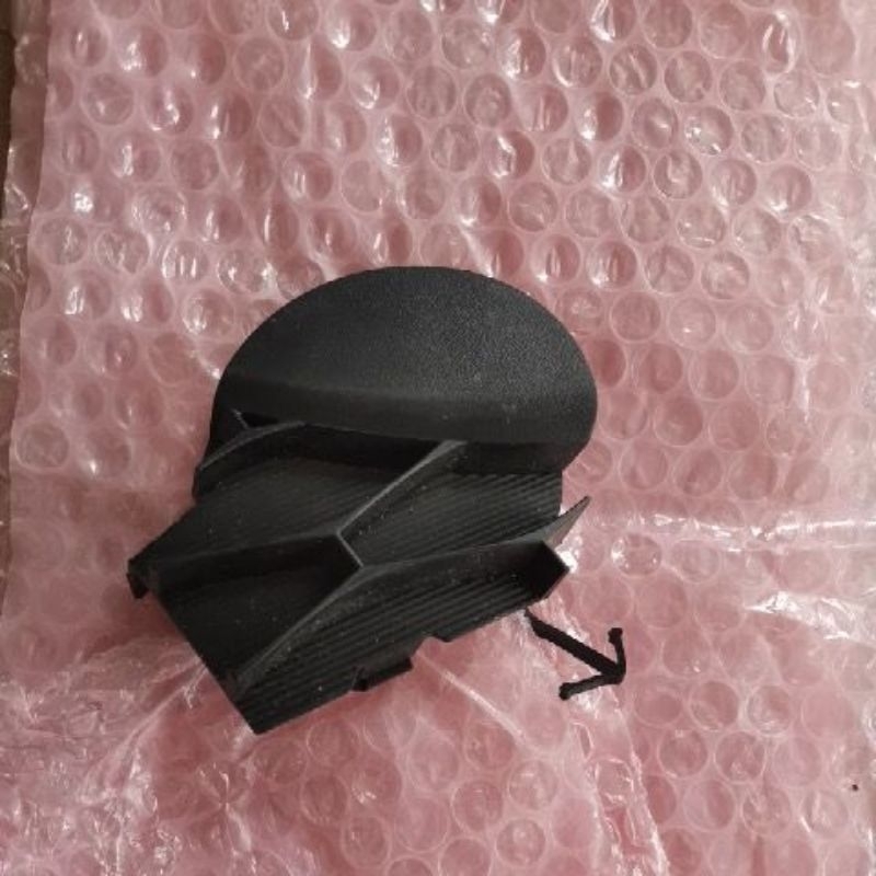 TutupTowing bumper depan mazda 2 original 2012