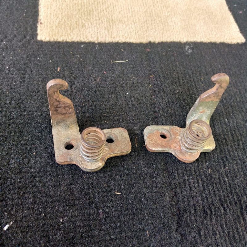 Pengait Jok Jog Sadel Kancingan Jok Yamaha RXZ RZR rxz rzr Original Copotan Motor Kanan Kiri