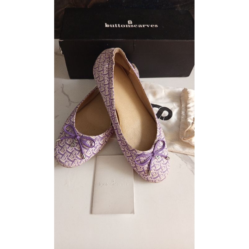sepatu buttonscarves preloved size 40