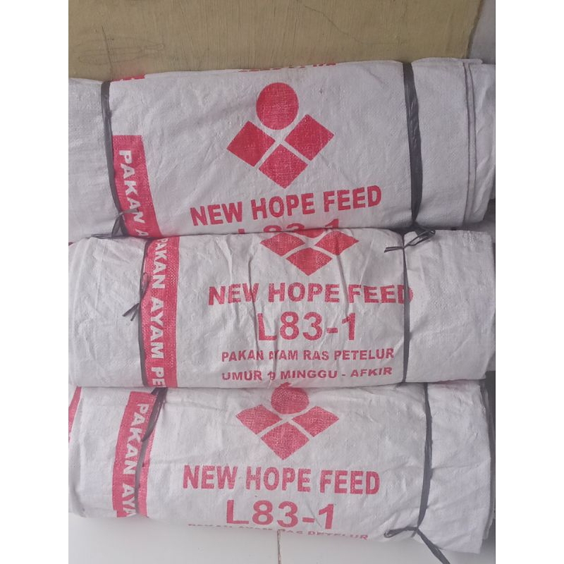 Karung Bekas Pakan ayam 50kg Baru sekali pakai cocok untuk wadah beras,jagung,padi dll
