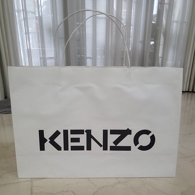 

Preloved paper bag Kenzo PUTIH ORI