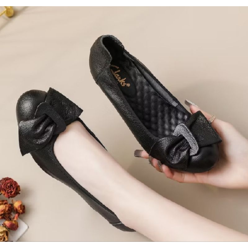 Sepatu Sandal Clarks 317/Sandal Clarks Wegest Wanita