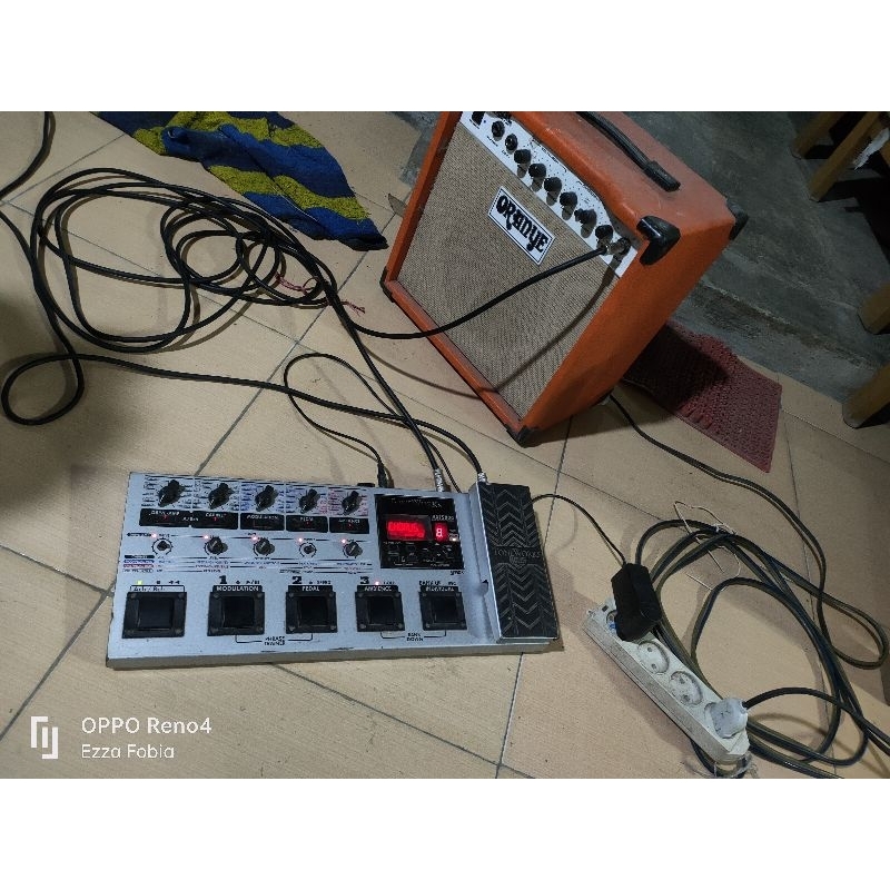 EFEK GITAR KORG AX 1500