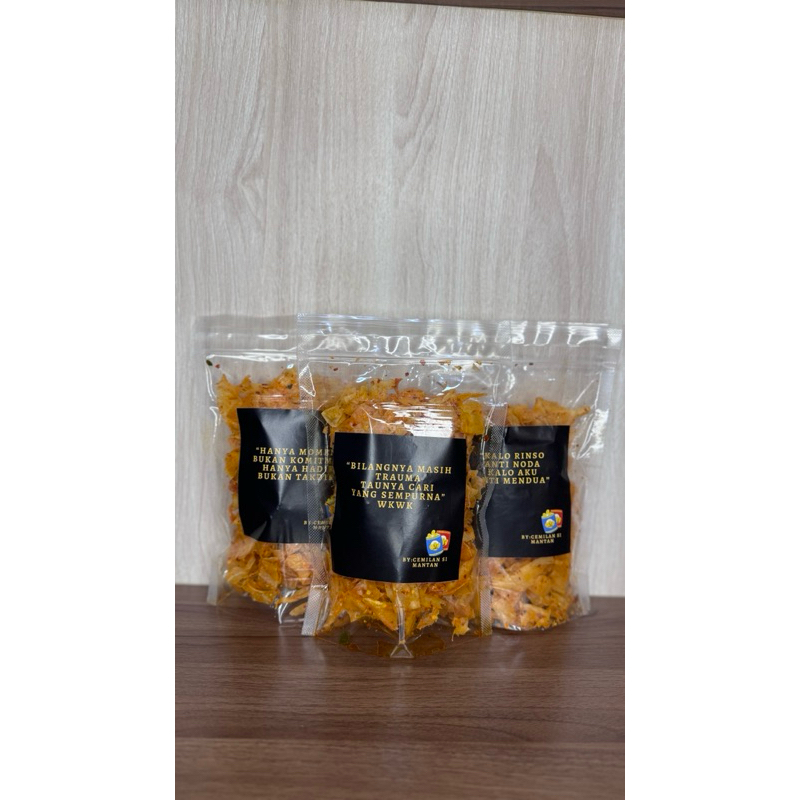 

KERIPIK KRIWIL PEDAS GURIH DAUN JERUK 250GR