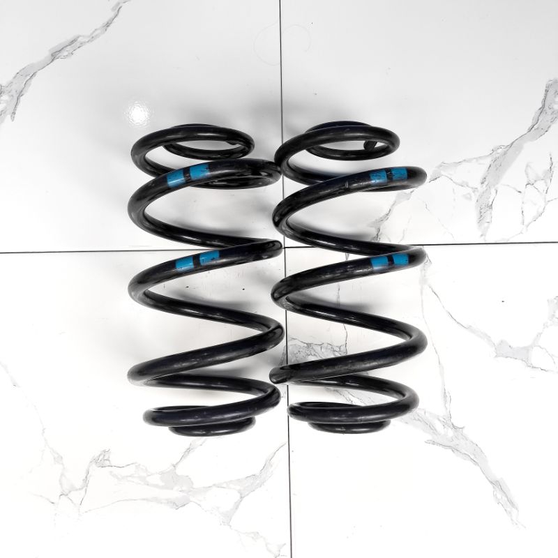 per keong avanza, xenia belakang