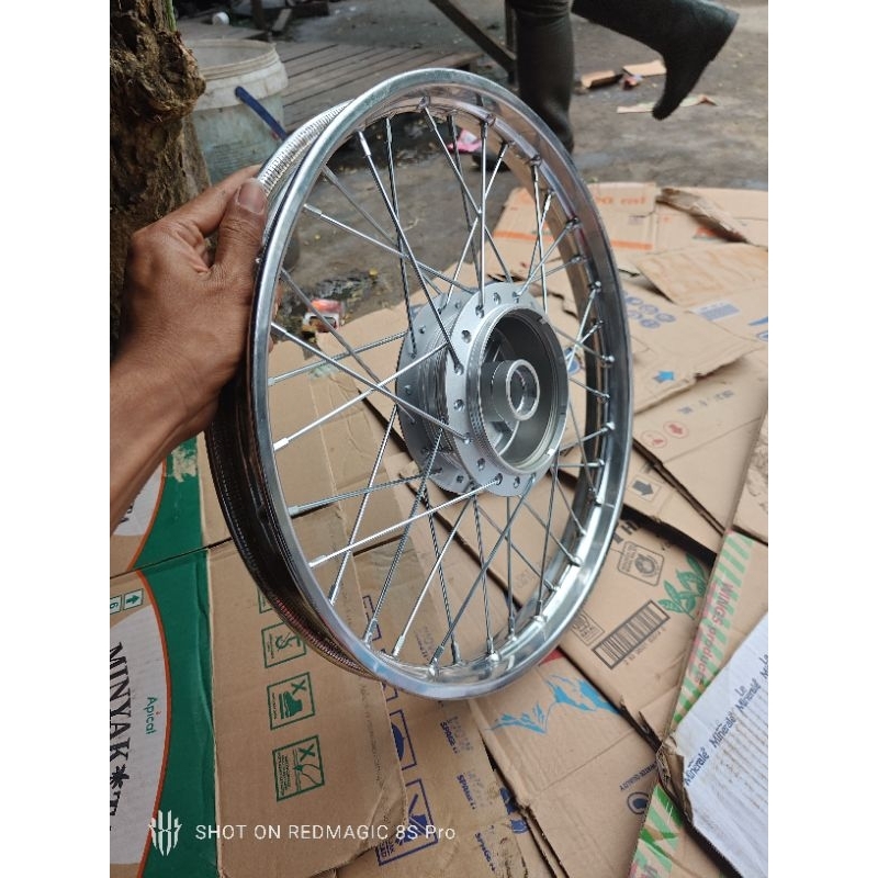 VELEK/VELG BELAKANG HONDA REVO LANCIP/REVO 110 OLD