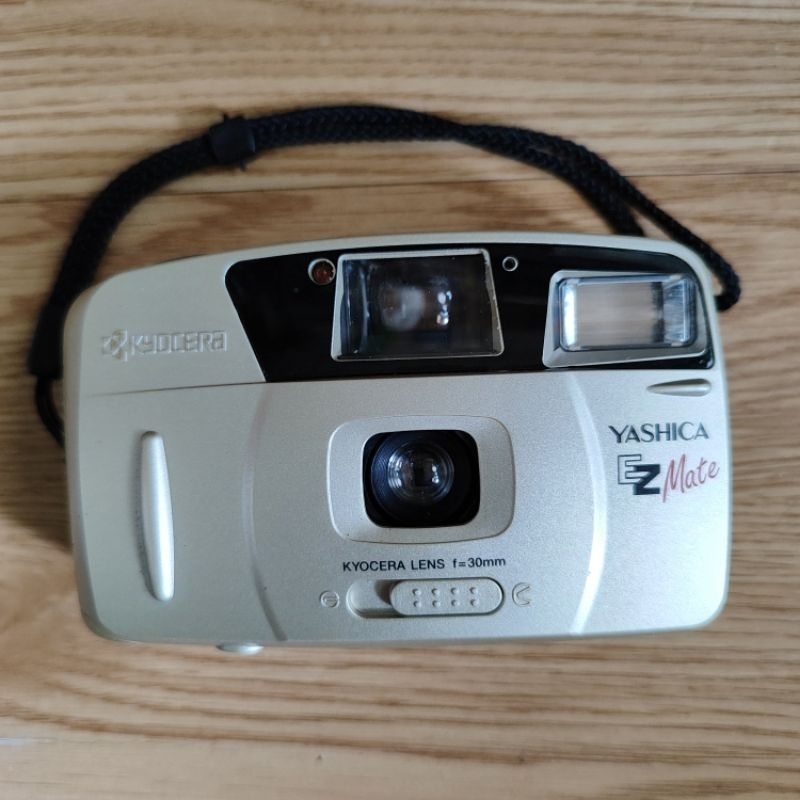 Kyocera Yashica EZ mate