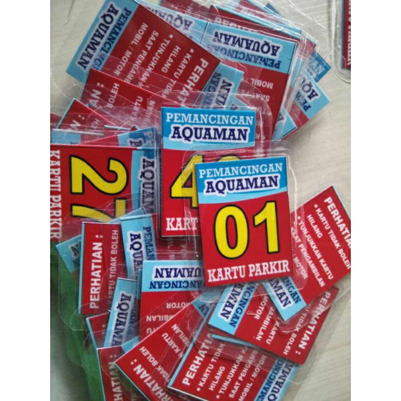 

kartu parkir laminating anti air ukuran 3cm x 4cm dapat nomer 1-50 ganda satu ada lubang dan polos