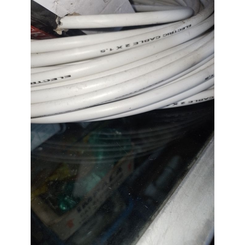 Kabel Elektronik Putih / tembaga kabel listrik