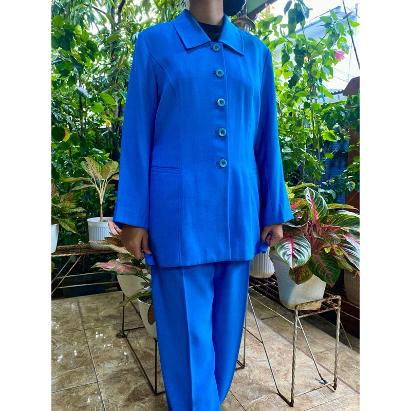 Preloved Setelan Safari Wanita