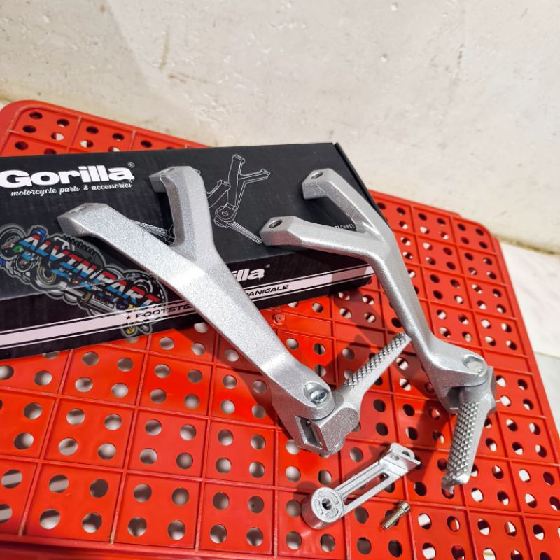 Footstep Ducati Panigale V2 Set Breket Knalpot Bostep Ducati Postep Ducati Import Detail Original