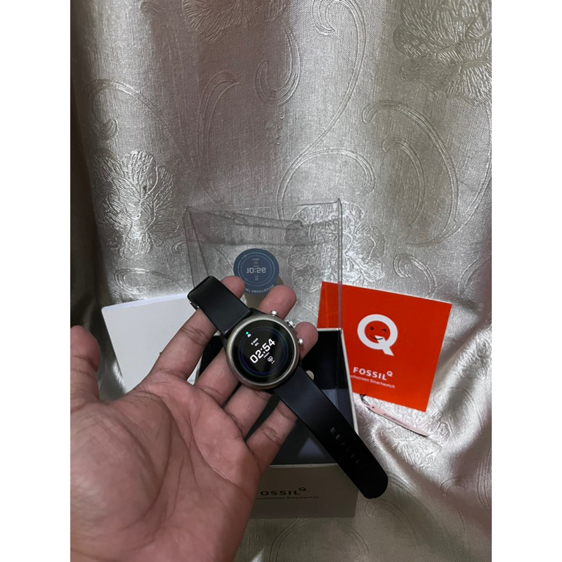 PRELOVED smartwatch fssil gen 4 fullset ori 100%