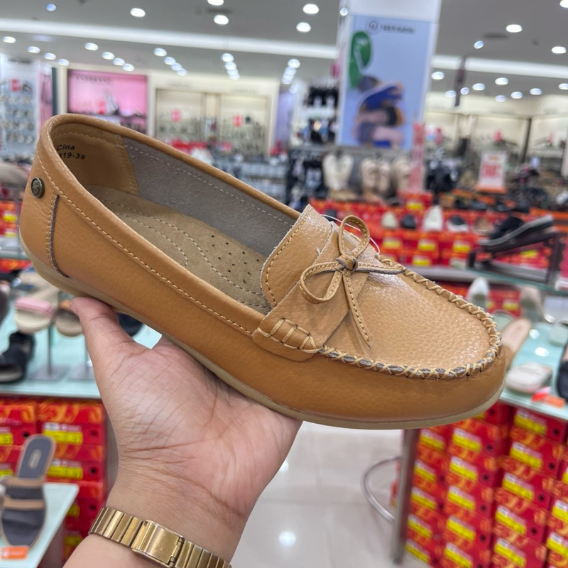 Sepatu Moccasin Kulit Wanita by Triset | Sepatu Loafer Kulit Triset super empuk