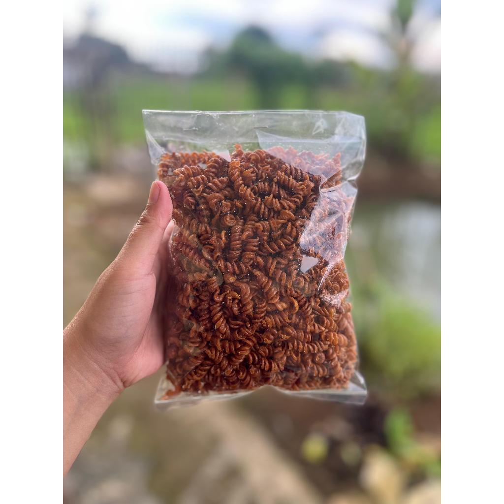 

1 KG MAKARONI KRIWIL CIKRUH - RENYAH TIDAH KERAS Pedas Asin