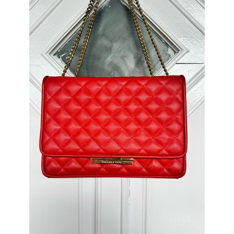 CHARLES N KEITH SHOULDER BAG