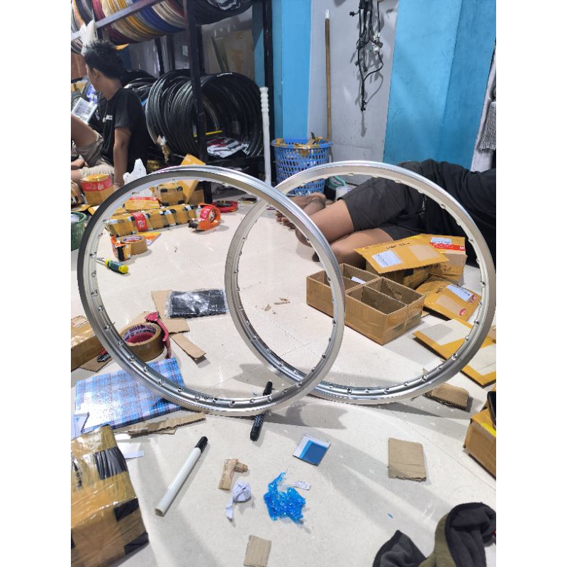 CUCI GUDANG VELG PELEK TK JAPAN 120 RING 18 LUBANG 36 WARNA SILVER ORIGINAL BARU NEW OLD STOK ( HARG
