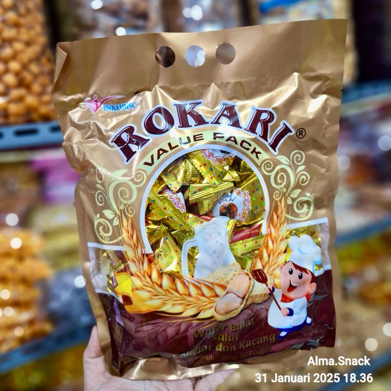 

ROKARI WAFER BULAT SALUT COKLAT DAN KACANG ISI 50pcs ALMA SNACK ROKA ROKA