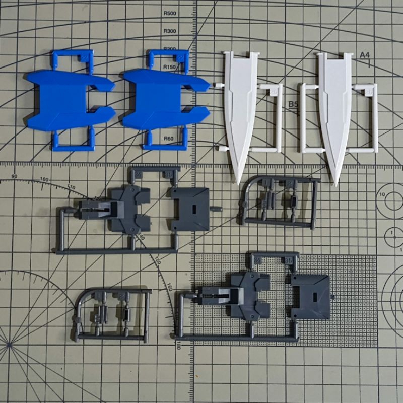 BANDAI MG 1/100 MASTER GRADE GUNPLA GUNDAM OO 00 XN RAISER/SEVEN SWORD PART PARTS WEAPON GN SHIELD U