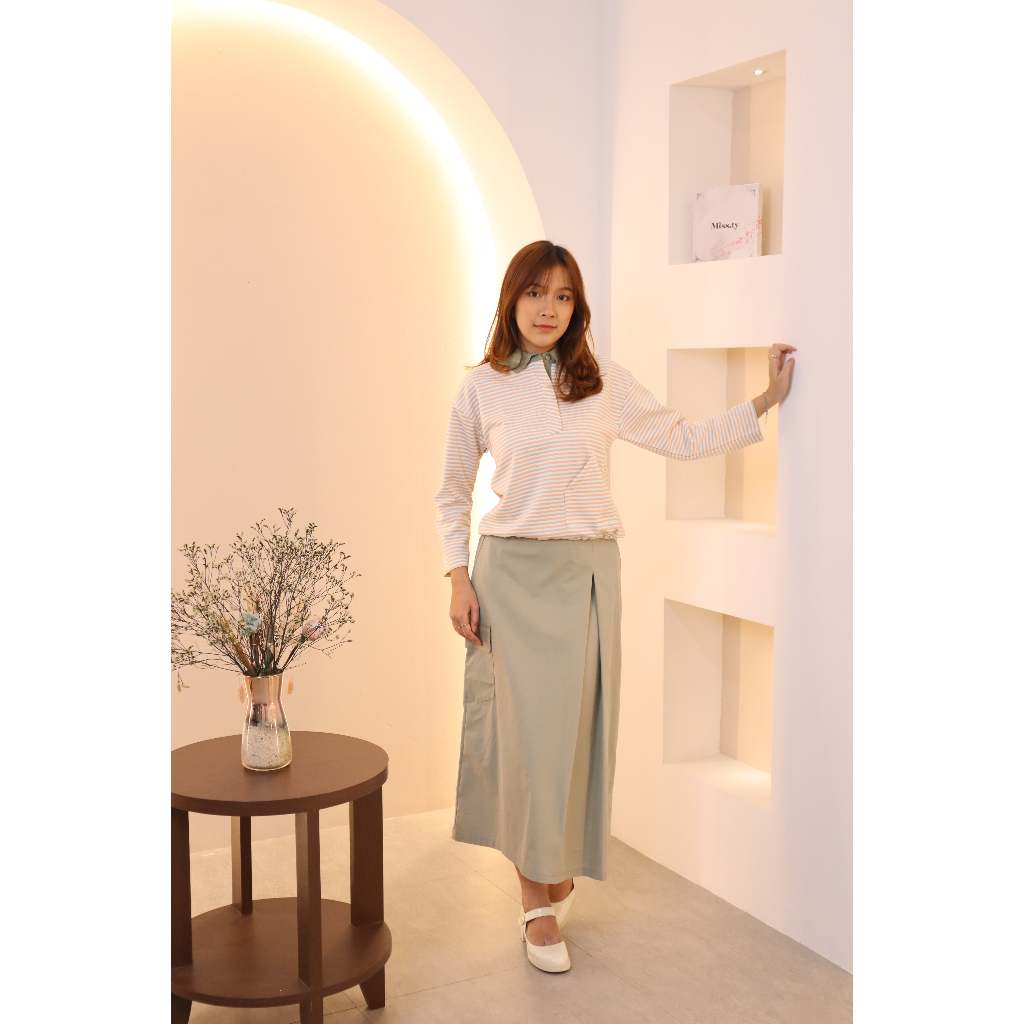 Missty Freeteen Blouse Atasan Warna Putih Hijau Motif Garis & Rok Panjang Warna Hijau Tosca Model Ko