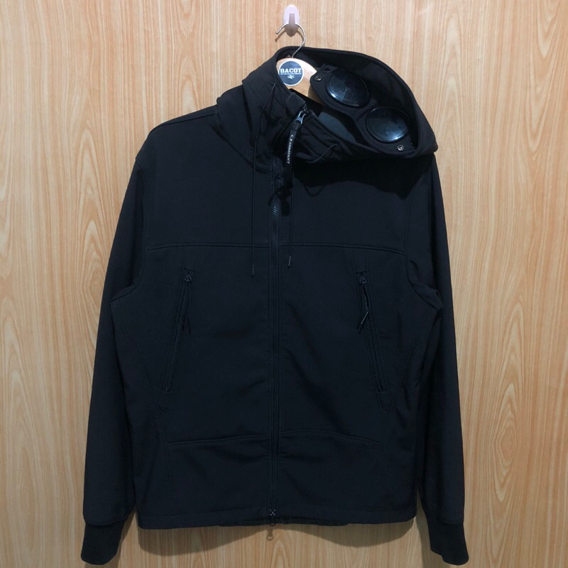 CP COMPANY SOFT SHELL JACKET